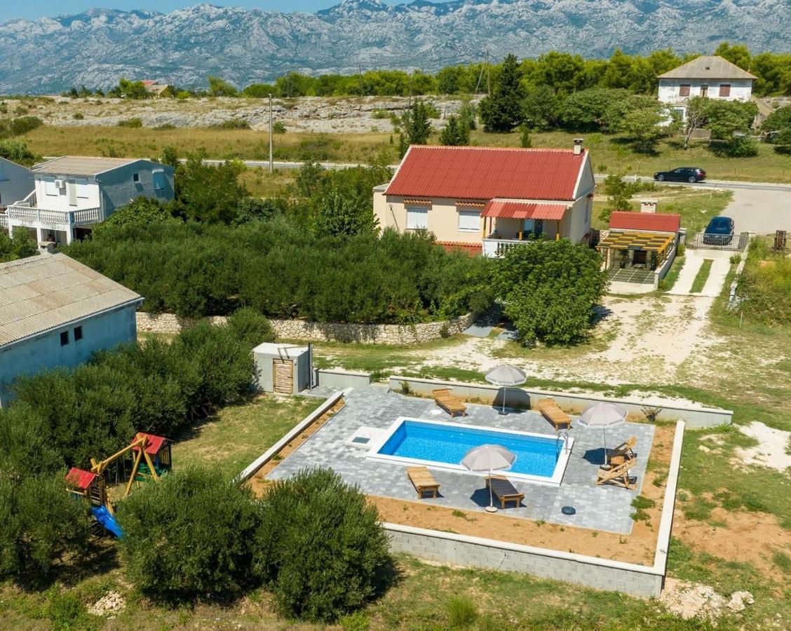 Family Friendly Apartments With A Swimming Pool Rtina - Stosici, Zadar - 21450 Exterior photo