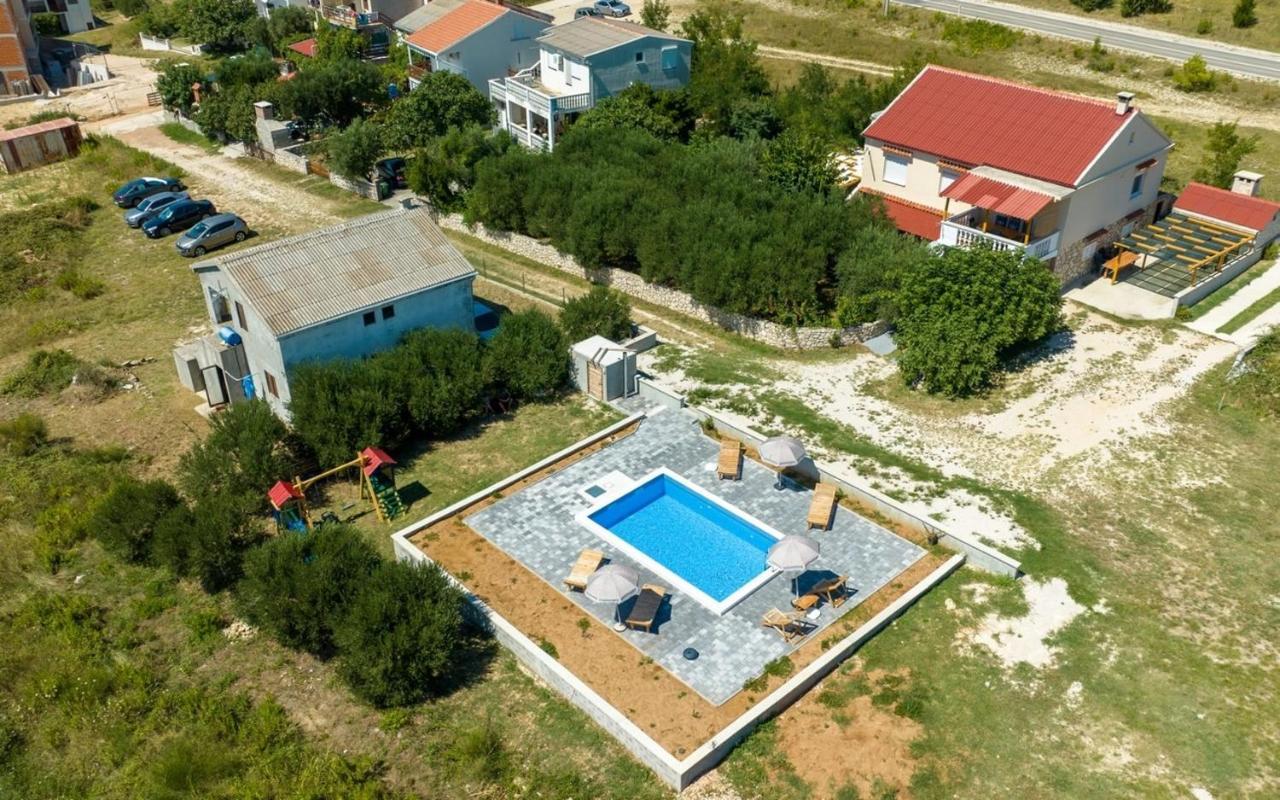 Family Friendly Apartments With A Swimming Pool Rtina - Stosici, Zadar - 21450 Exterior photo